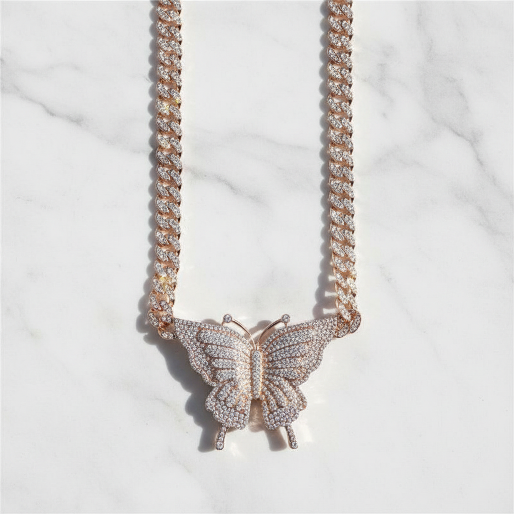 Pendente Iced-out "Farfalla"